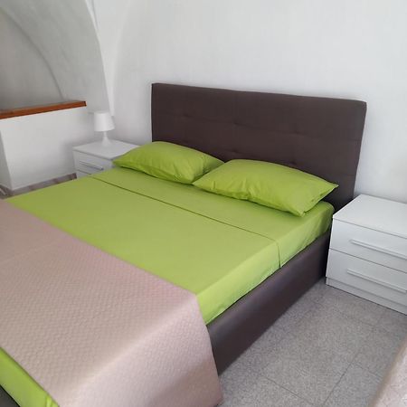 Brezza Di Mare Apartment กัลลีโปลี ภายนอก รูปภาพ