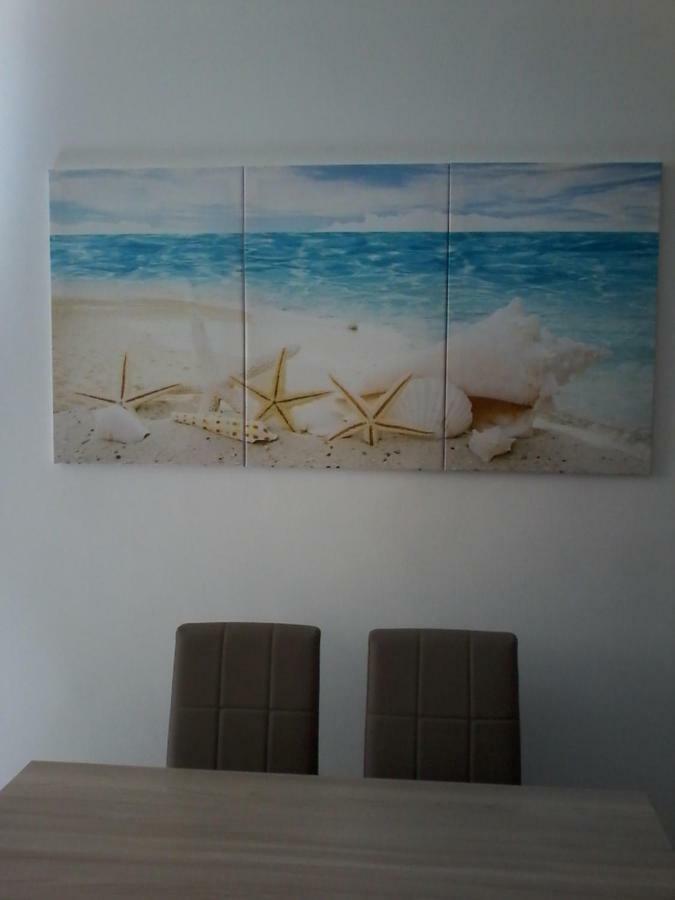 Brezza Di Mare Apartment กัลลีโปลี ภายนอก รูปภาพ
